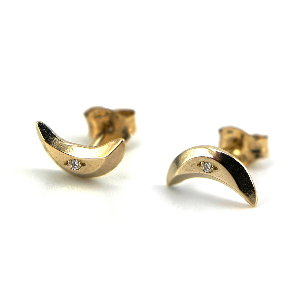 CRESCENT MOON Stud Earrings - Gold