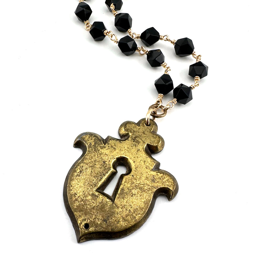 Escutcheon Keyhole Necklace Star Cut Onyx